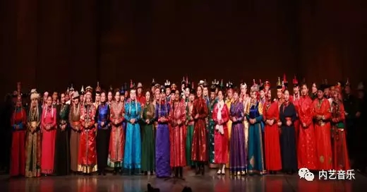 马背长歌——巴鲁副教授长调教学四十周年师生...